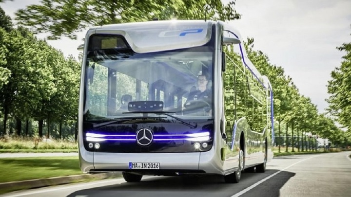 Аксёнов анонсировал открытие новых автобусных маршрутов между Крымом и Херсонской областью