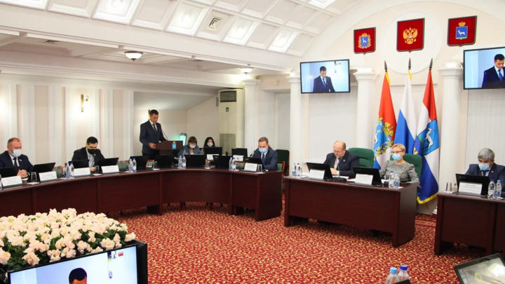 Двое депутатов думы Самары сложили полномочия