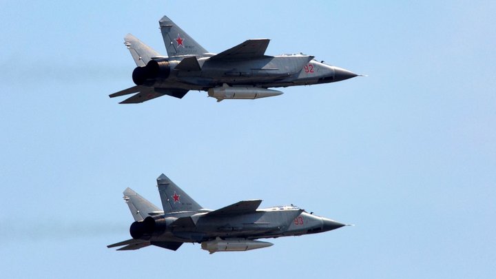 Долетели за две минуты: Русские Цирконы поздравили офицеров СБУ и ГУР в Киеве