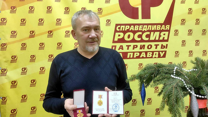 Автор проекта УАЗ на Донбасс получил медаль За служение и доблесть