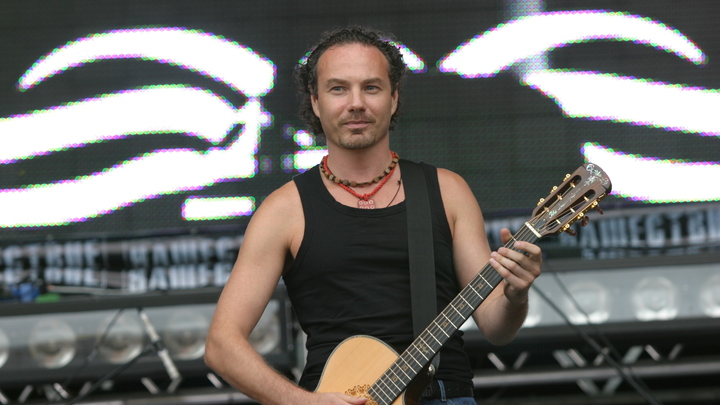 Струсили. Музыкант Джанго высказался о знаменитых артистах-предателях