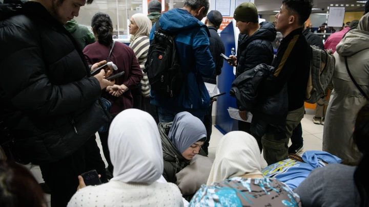 Медосмотр для мигрантов: На Донбассе и в Новороссии появились новые требования для работы