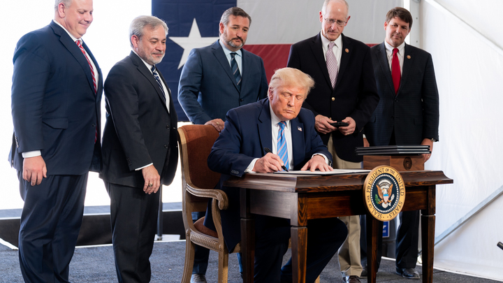 Трамп признался, что испытал, когда русская армия вошла на Донбасс