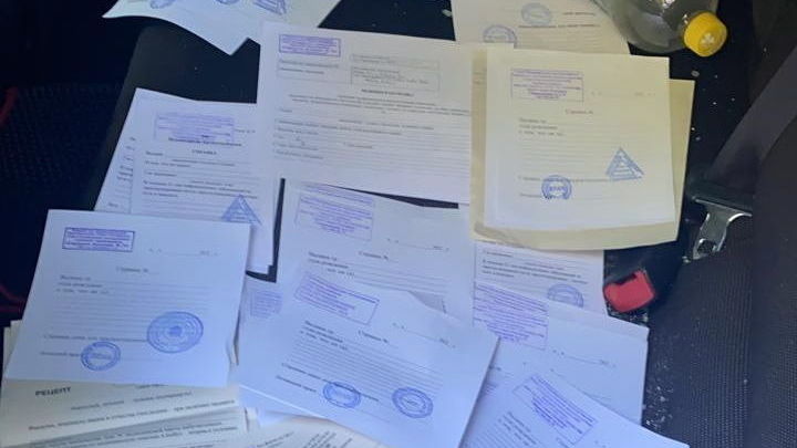 По 2000 за ПЦР. В Петербурге поймали торговца липовыми справками