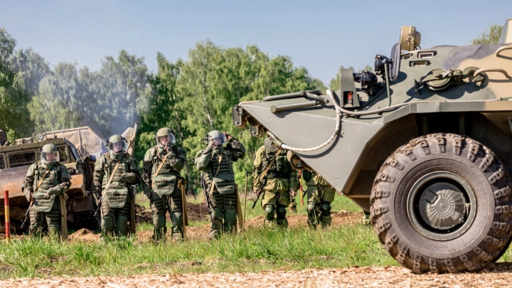 Конфликт на Украине может завершиться уже завтра. Посол Алипов назвал условие