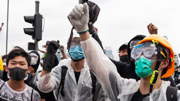 Удар по Си Цзиньпину: Как США используют протесты в Гонконге в своих интересах