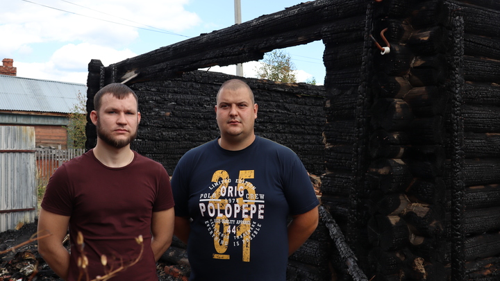 В Петушинском районе двое парней спасли на пожаре детей 6 и 9 лет