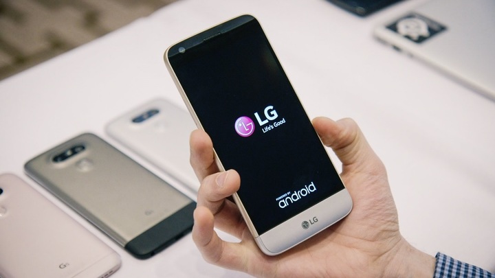 Не жилец на рынке смартфонов: Сколько осталось LG