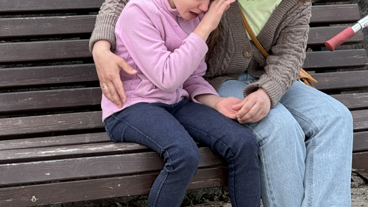 Сбила на самокате малышку, но наказания не будет: У школьницы из Крыма нашлась высокопоставленная родня