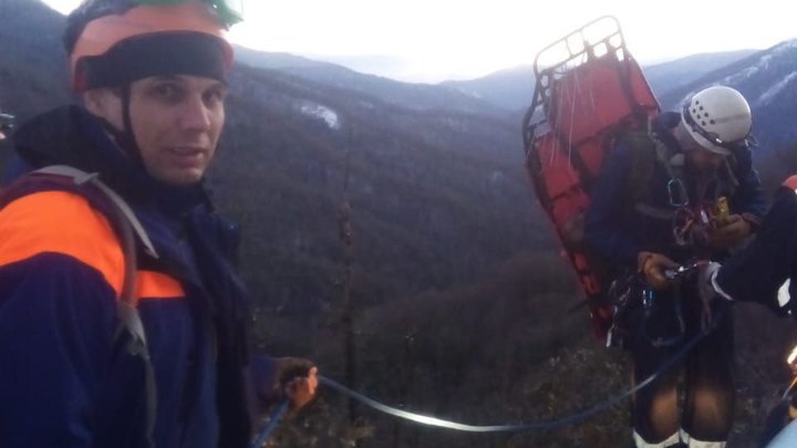 Житель Сочи остался жив после падения со 150-метровой высоты