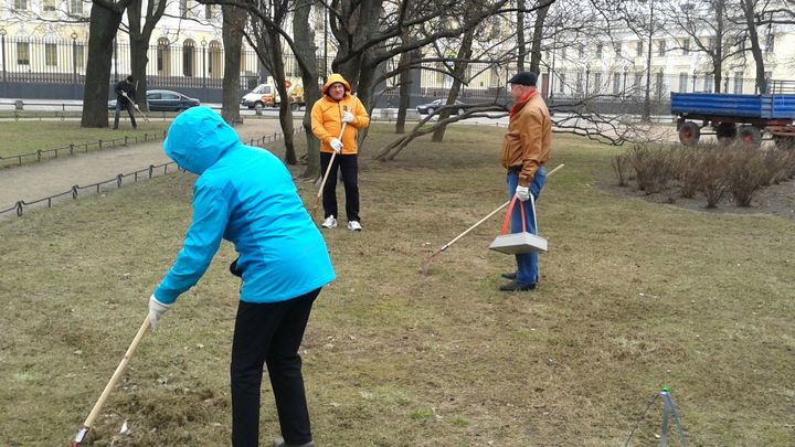 Весенний общегородской субботник в Санкт-Петербурге 2021: где и как пройдет уборка