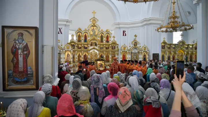 ПСТГУ: в России растёт число активно воцерковлённых православных