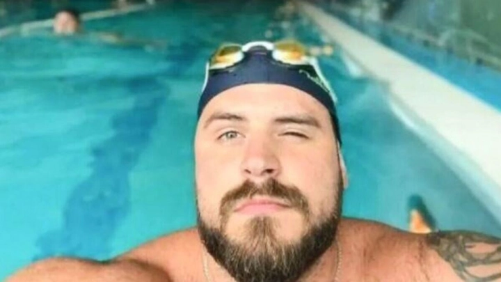 В телефоне пропавшего в Босфоре пловца Свечникова не обнаружили угроз или записки