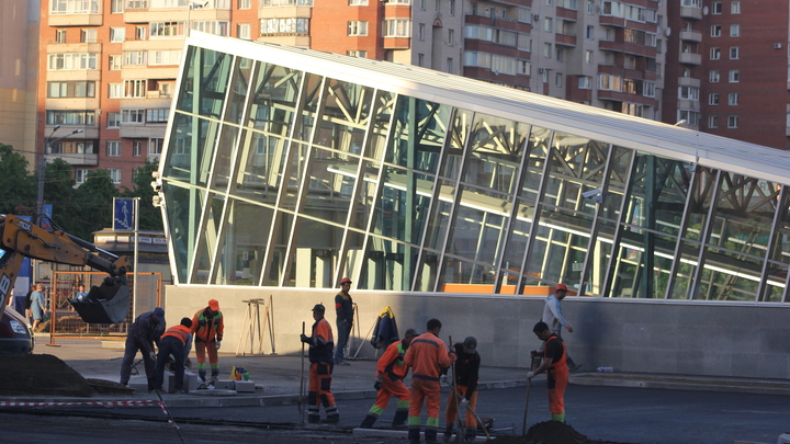 В Самаре обследуют дома в районе строительства станции метро Театральная: рухнут – не рухнут