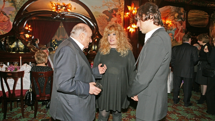 Такое ощущение, что вирус живёт не в лёгких, а в печени: Галкин пошутил о карантине голосом Жванецкого