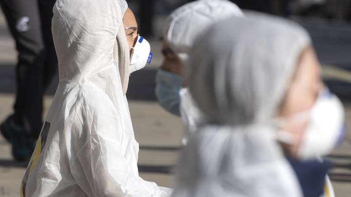 Учёные назвали срок жизни коронавируса на медицинских масках