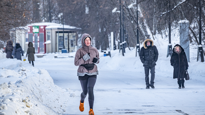 Не бег, а имитация. Чемпион рассказал, почему беговая дорожка хуже, чем парк