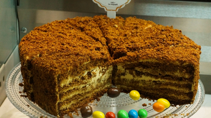 Учёные: Сладости и жирная еда влияют на работу мозга