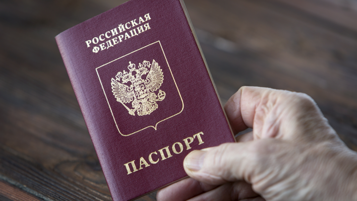 Ссылались на ошибки: Казахстанка пыталась 6 раз получить гражданство России. Помог запрос СМИ