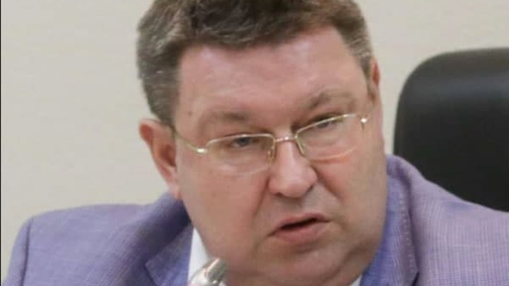 Вышедший со скандалом из ЕР Александр Пятикоп рассказал, куда кренится образование в России