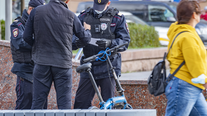 Блогер вскрыл вбросы о нападении на мужчину с ребёнком: Отца поливают помоями