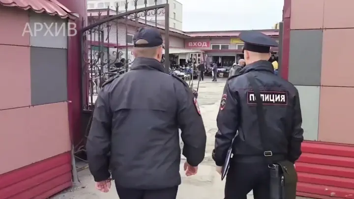 Мигрантка поселилась в квартире с двумя мужчинами и вот финал: соседи в ужасе
