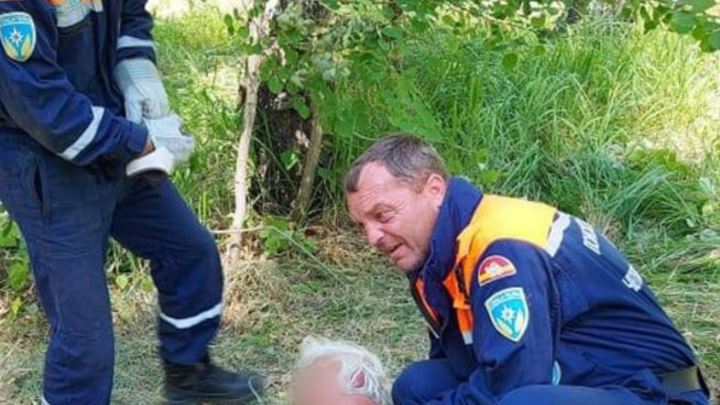 В Челябинской области 74-летняя пенсионерка неделю блуждала в лесу, но осталась жива