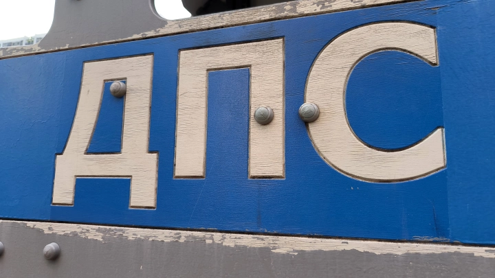 Скончался один из двух полицейских, раненых местным жителем в Чечне