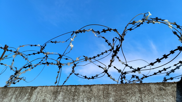 В Самарской области осужденному пытались передать наркотики в конфетах