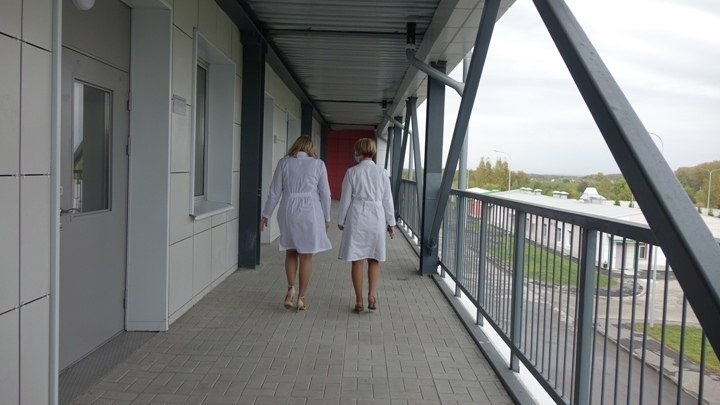 Студентов-медиков отправили на помощь врачам в Кузбассе из-за ситуации с коронавирусом