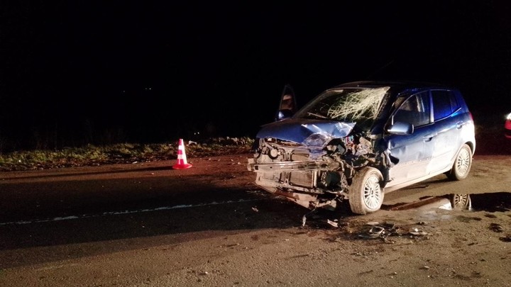 Под Самарой водителям двух автомобилей в результате ДТП потребовалась медицинская помощь