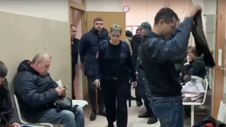 Директора Мегадома, обвиняемого в обмане клиентов на 150 млн рублей, отправили в СИЗО