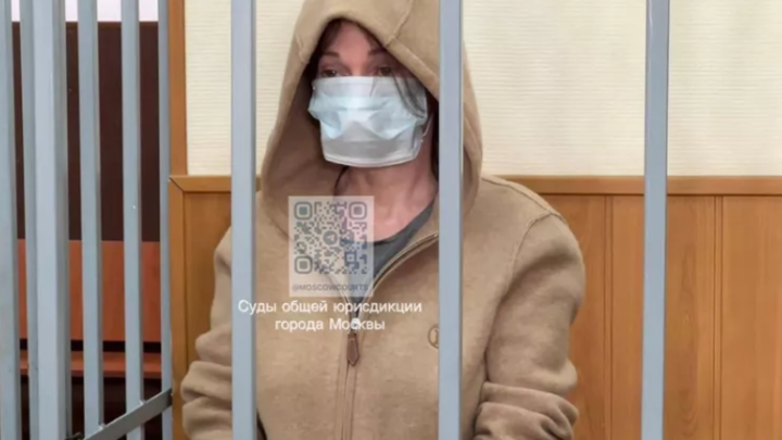 Фигурантка дела о сухпайках для армии Смирнова признала вину