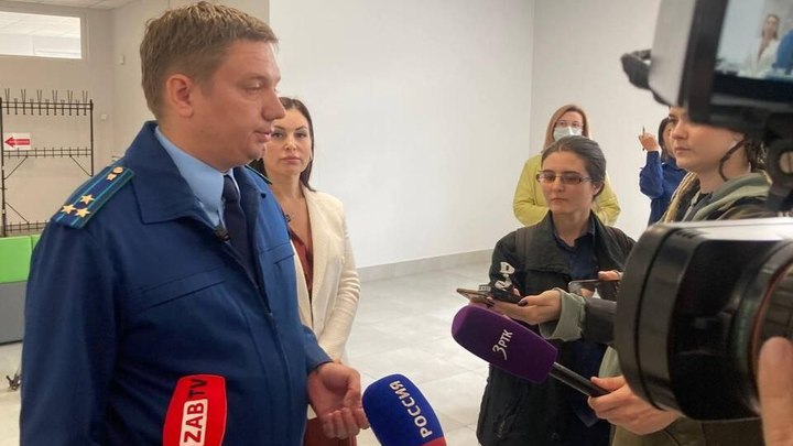 Журналистам в Чите отказали в осмотре недостроенной каштакской школы
