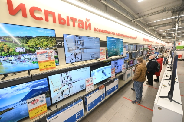 Эксперты рассказали, как мыть экран телевизора, чтобы не сломать