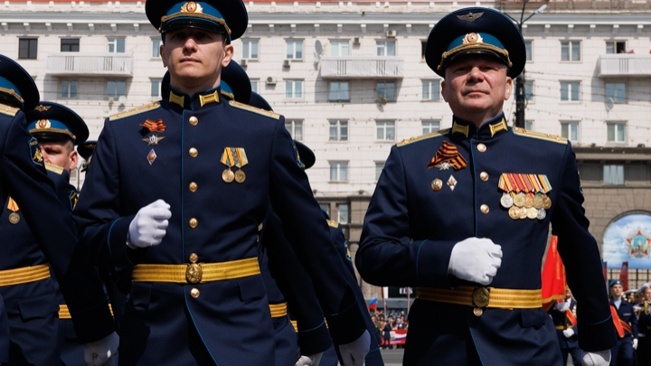 Парад Победы без военной техники — это нормально? Ответы специалистов