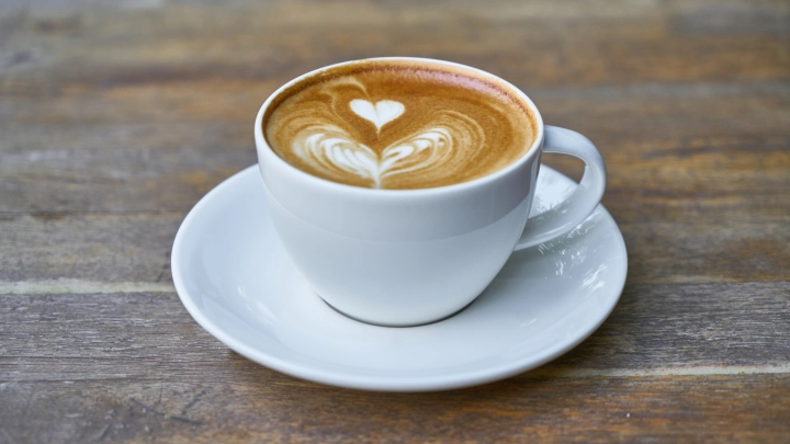 Кофе: ученые вычислили, сколько чашек спасают от депрессии