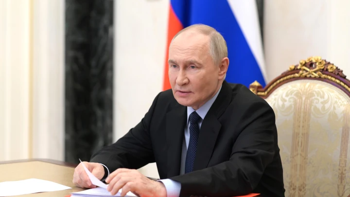 Путин созывает Совет безопасности и совещание с правительством