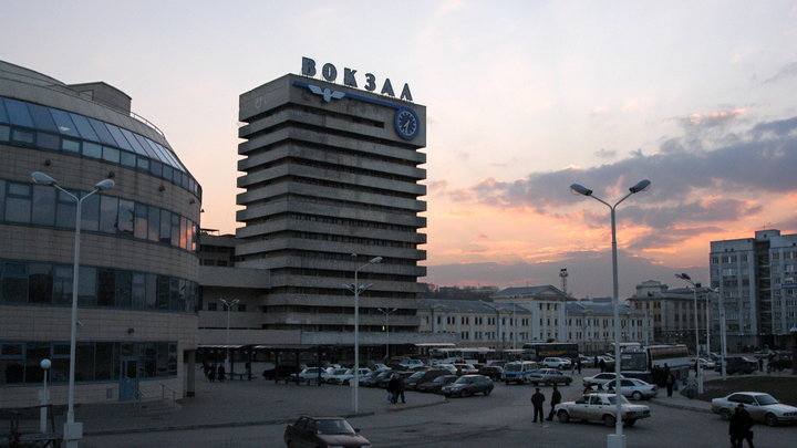 На вокзале Ростова бросили группу детей из Макеевки. Комментарий Минтранса