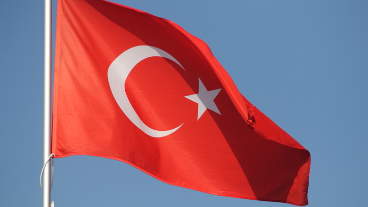 Россия вдвое уменьшила импорт одежды из Турции