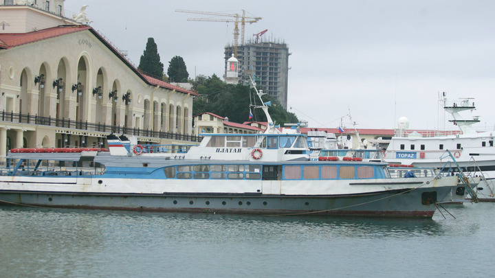 Мореплаватель назвал предварительные причины затопления яхты в Сочи