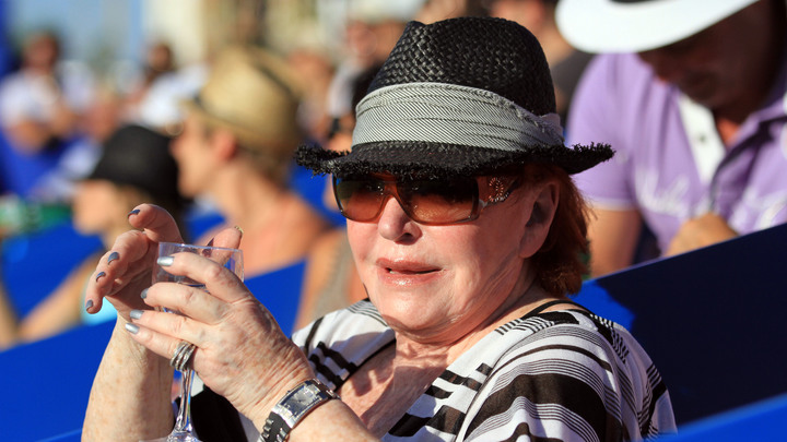 Умерла французская певица Режин, создательница дискотек и ночных клубов