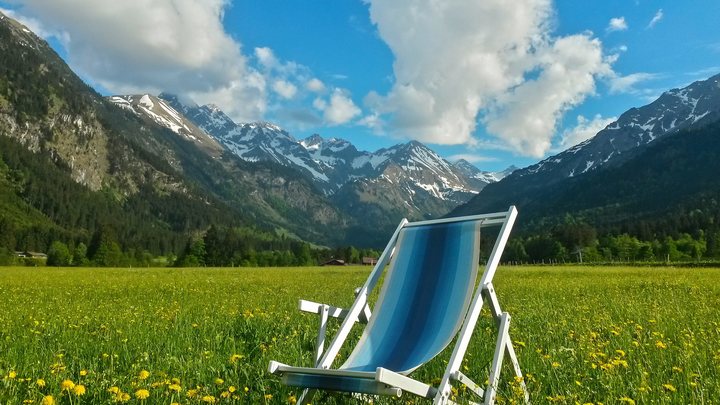 Когда отпуск может стать длиннее: Юрист назвал девять законных ситуаций