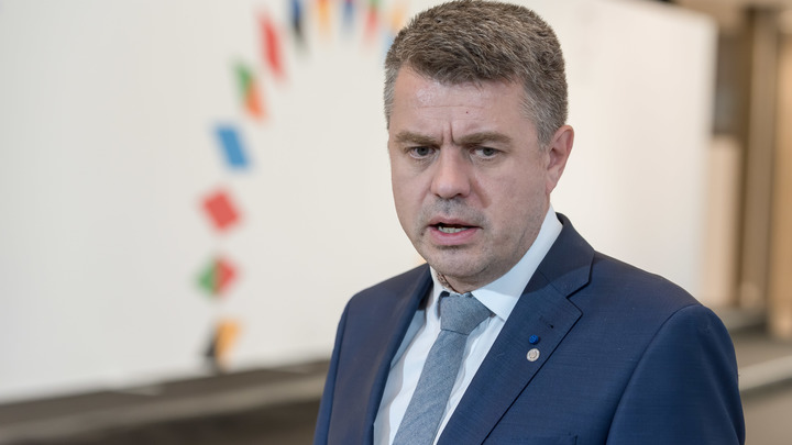 В МИД Эстонии объяснили, ради чего Запад “должен” поставлять на Украину оружие