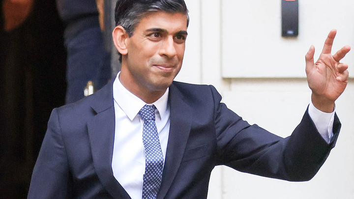 Британцев возмутило избрание нового премьер-министра