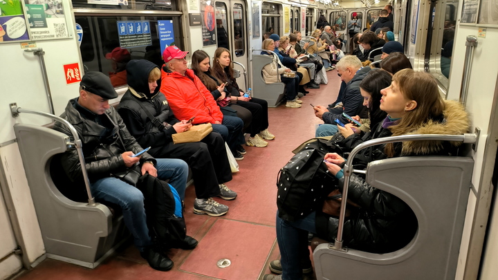 Причиной ЧП в московском метро стал музейный вагон. Источник раскрыл детали аварии