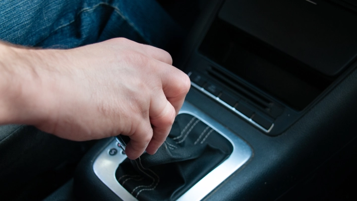 Автоэксперт рассказал о трёх главных недостатках многоступенчатой АКП