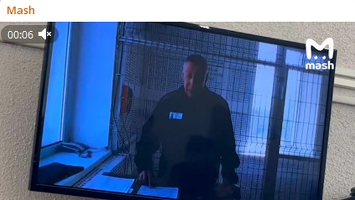 Актер Михаил Ефремов на суде по УДО пообещал бросить пить Актер Михаил Ефремов на суде по УДО пообещал бросить пить