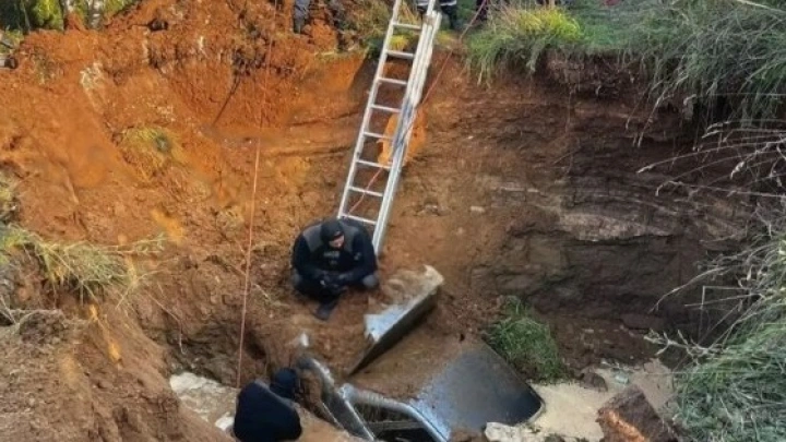 Появилось видео с места гибели двух нижегородцев в карстовом провале