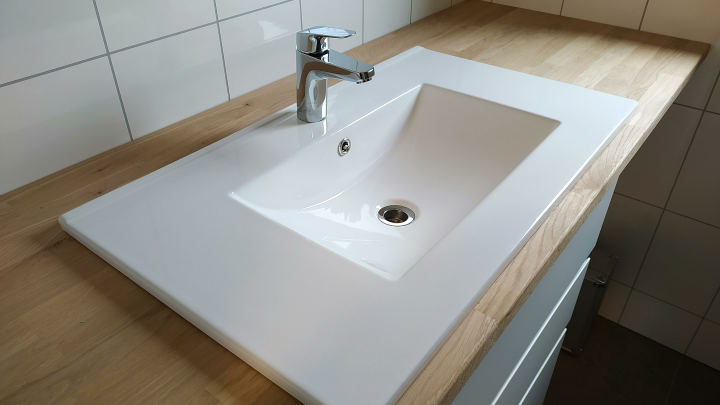 Юрист Салкин предупредил о последствиях выброса раковины в обычный мусорный бак